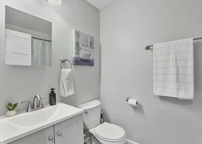 Cozy 4br 2ba Hébergement de vacances Worth