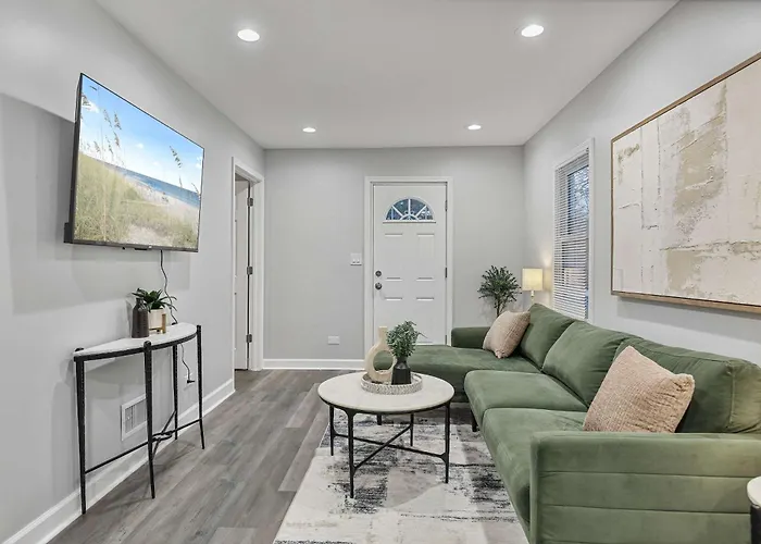 Cozy 4br 2ba Hébergement de vacances *