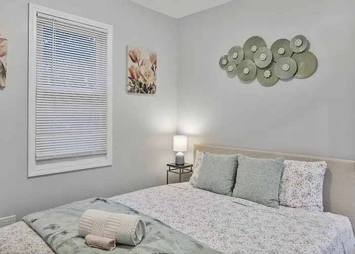 Cozy 4br 2ba Hébergement de vacances *